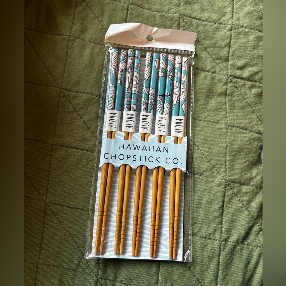 Hawaiian Chopstick Co set of new bamboo chopsticks